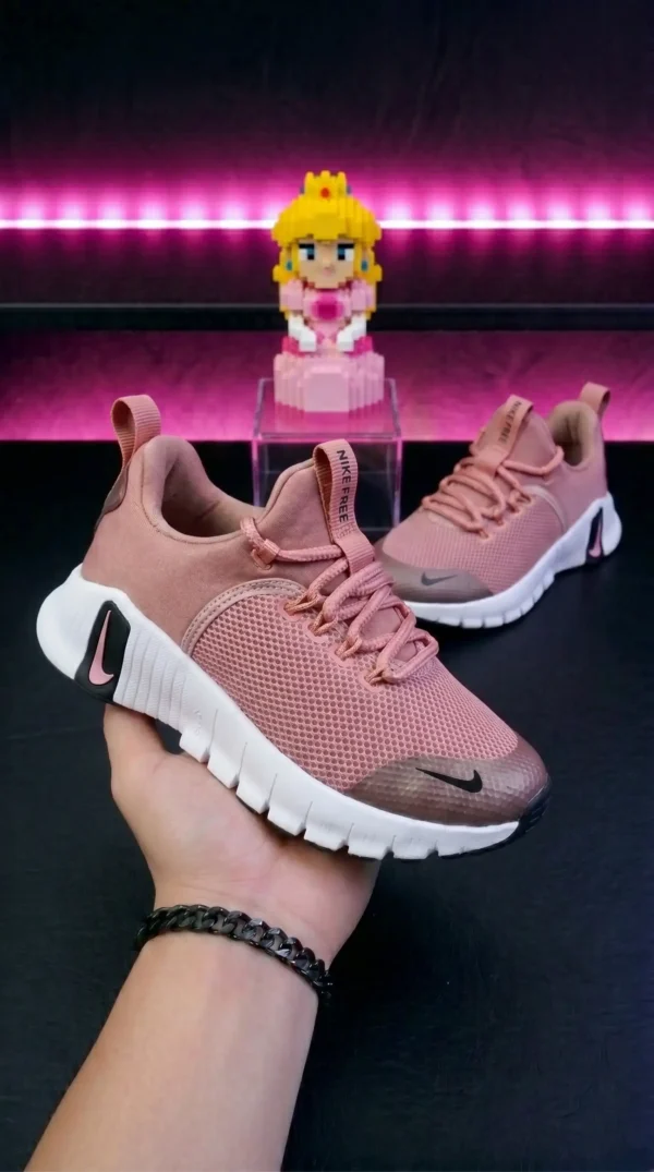 cambia_el_color_del_chulo_202605102133 Nike Free Infantil