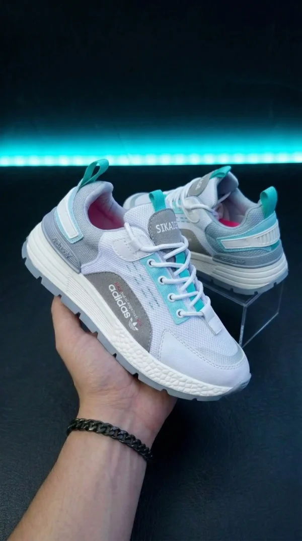Adidas Sikaige