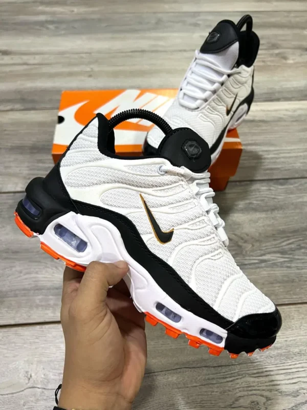 Nike TN Adulto