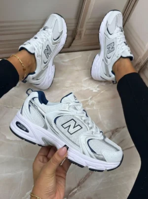 Quiero_que_cambies_el_zapato_202606121522 (2) NewBalance 530 adulto
