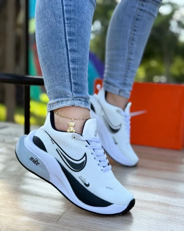 NIke Zoom Dama