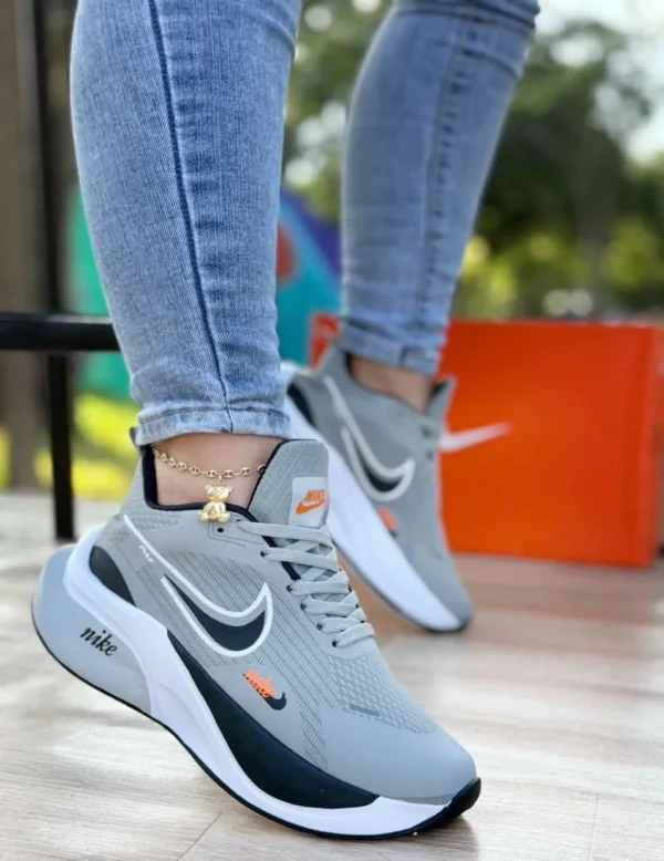 NIke Zoom Dama