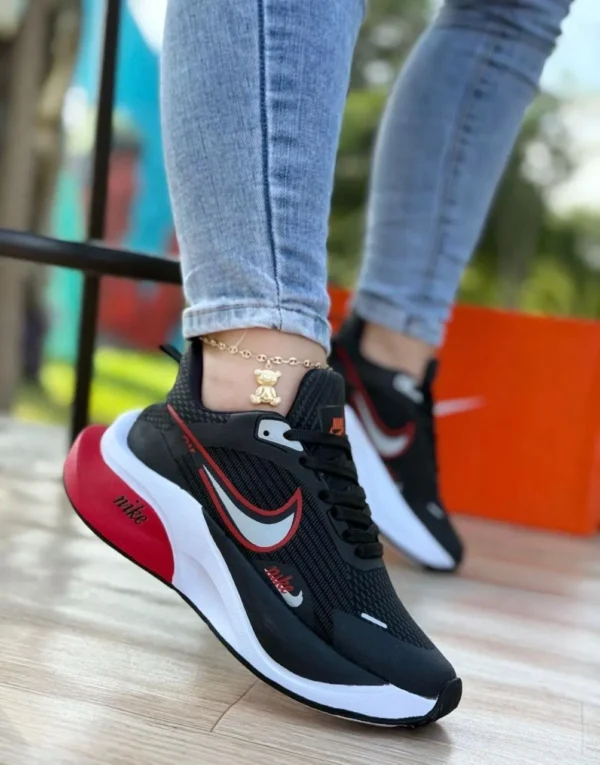 NIke Zoom Dama