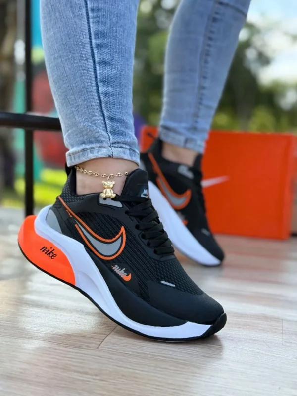 NIke Zoom Dama