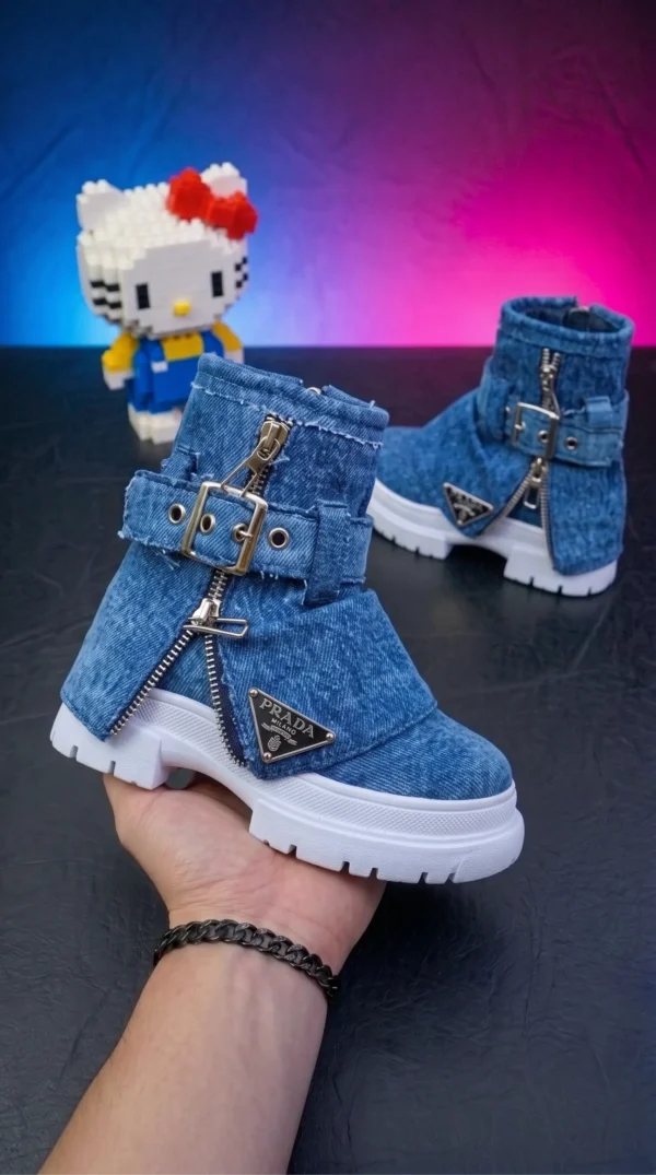 Botines Prada para niña